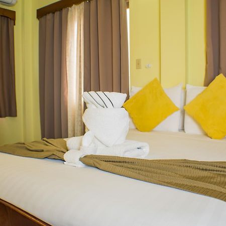 Belcove Hotel & Guesthouse Belize City Esterno foto