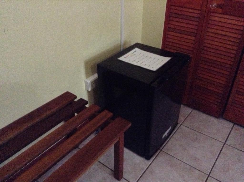 Belcove Hotel & Guesthouse Belize City Esterno foto