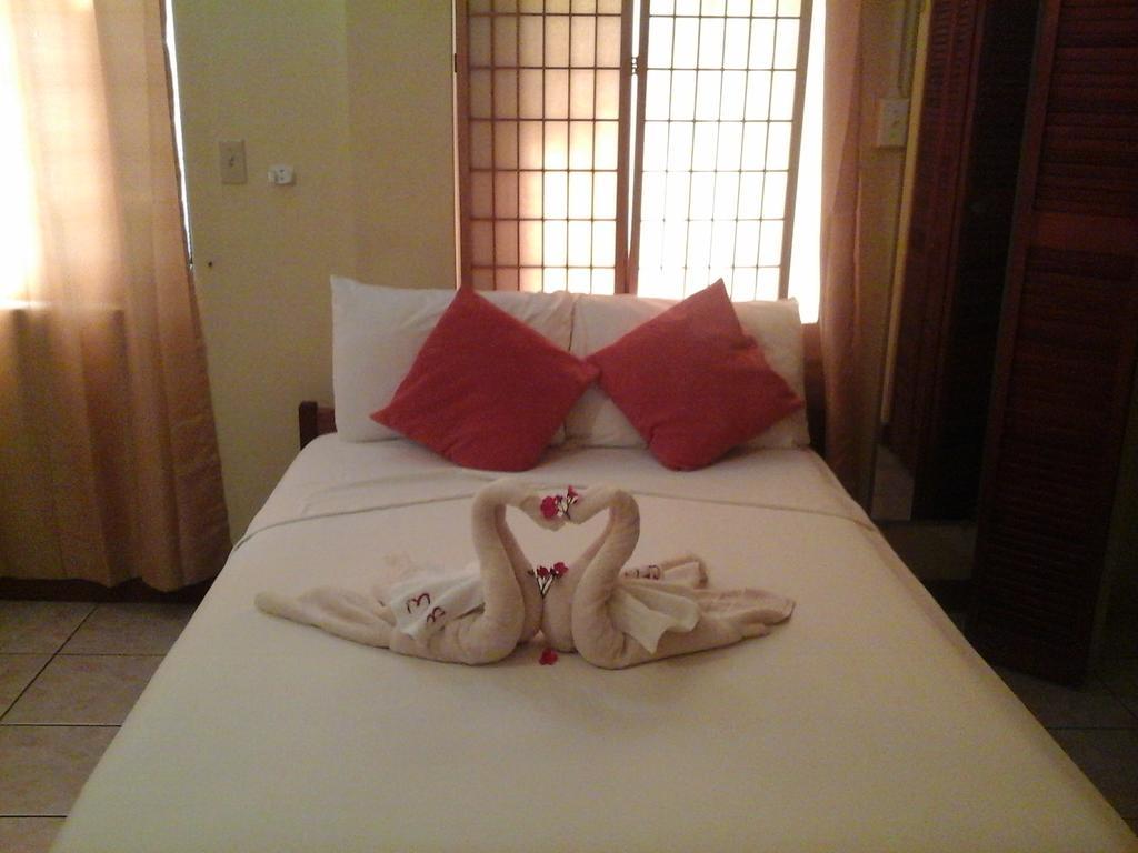 Belcove Hotel & Guesthouse Belize City Esterno foto